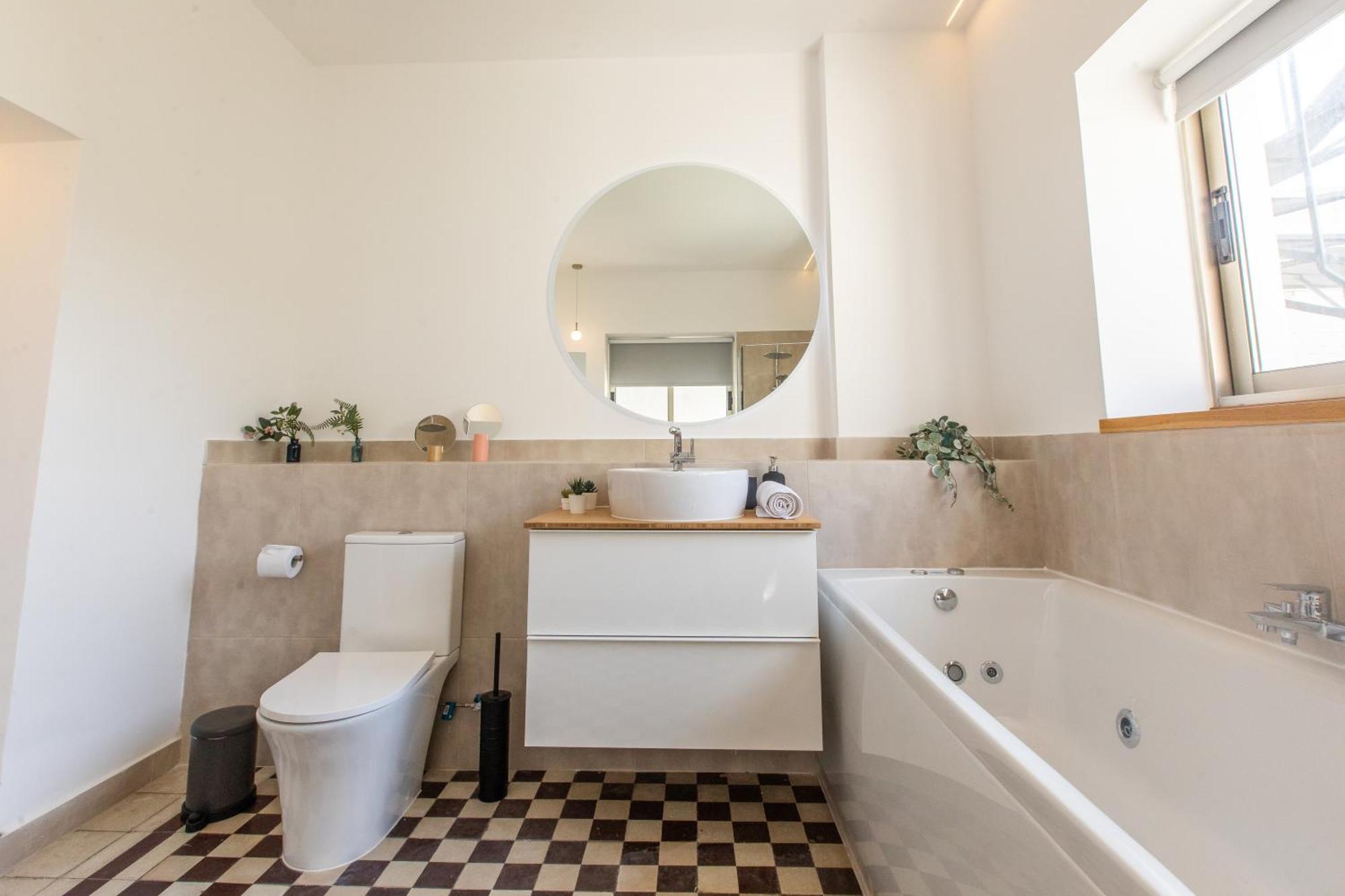 Rooms - Unique Staying In Paphos Centre Szoba fotó