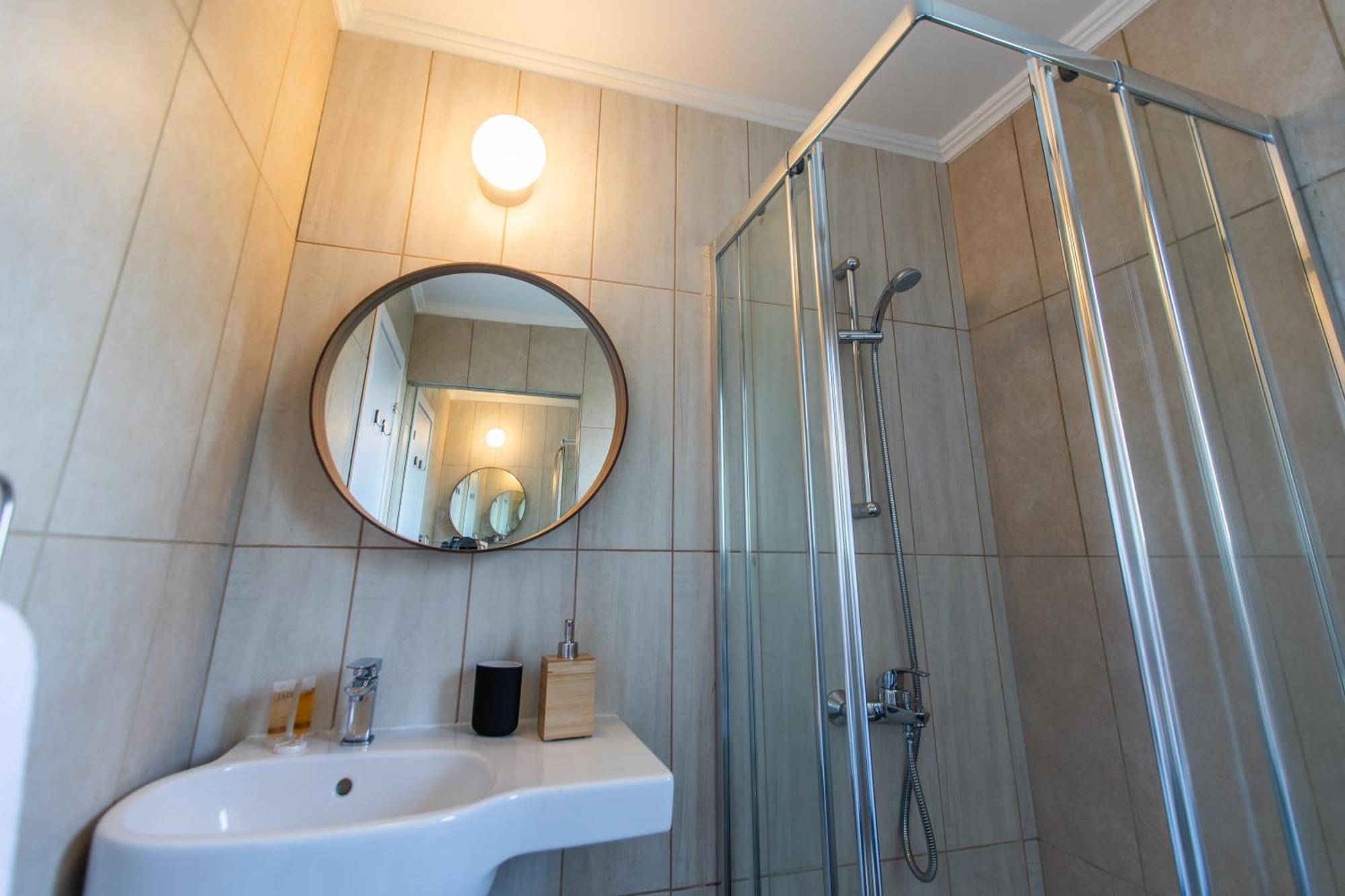 Rooms - Unique Staying In Paphos Centre Szoba fotó
